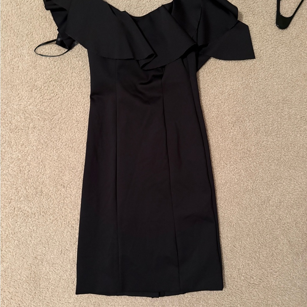 Jovani Size 4 Black Off-Shoulder Dress